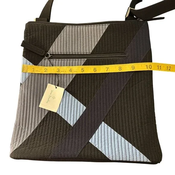 Vera Bradley Crossbody Bag With Adjustable Strap & Zipper Closure - Picture 8 of 11
